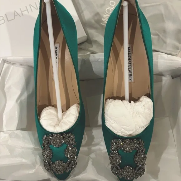 Manolo Blahnik Hangisi 70 Emerald Pumps - Picture 1 of 4
